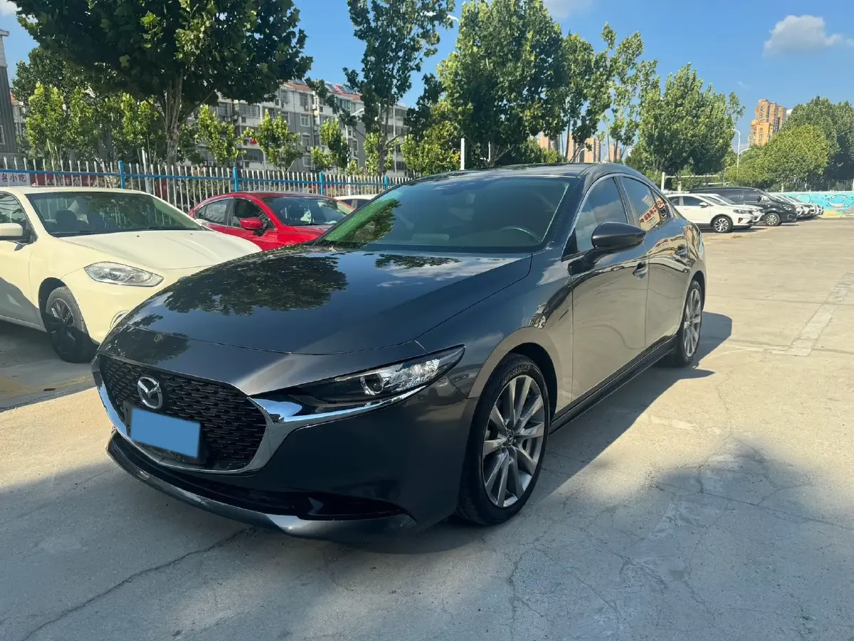 2020 Mazda 3 Axela 2.0L 158HP L4 6AT