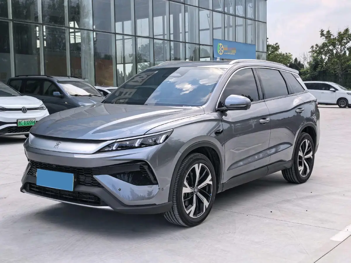 2025 BYD Song Pro 1.5L 101HP L4 E-CVT PHEV 18.3KWH