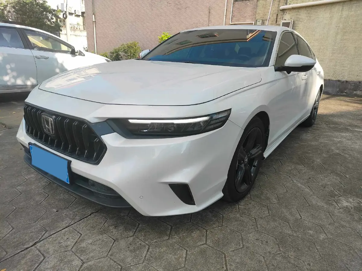 2023 Honda Inspire 1.5T 192HP L4 CVT