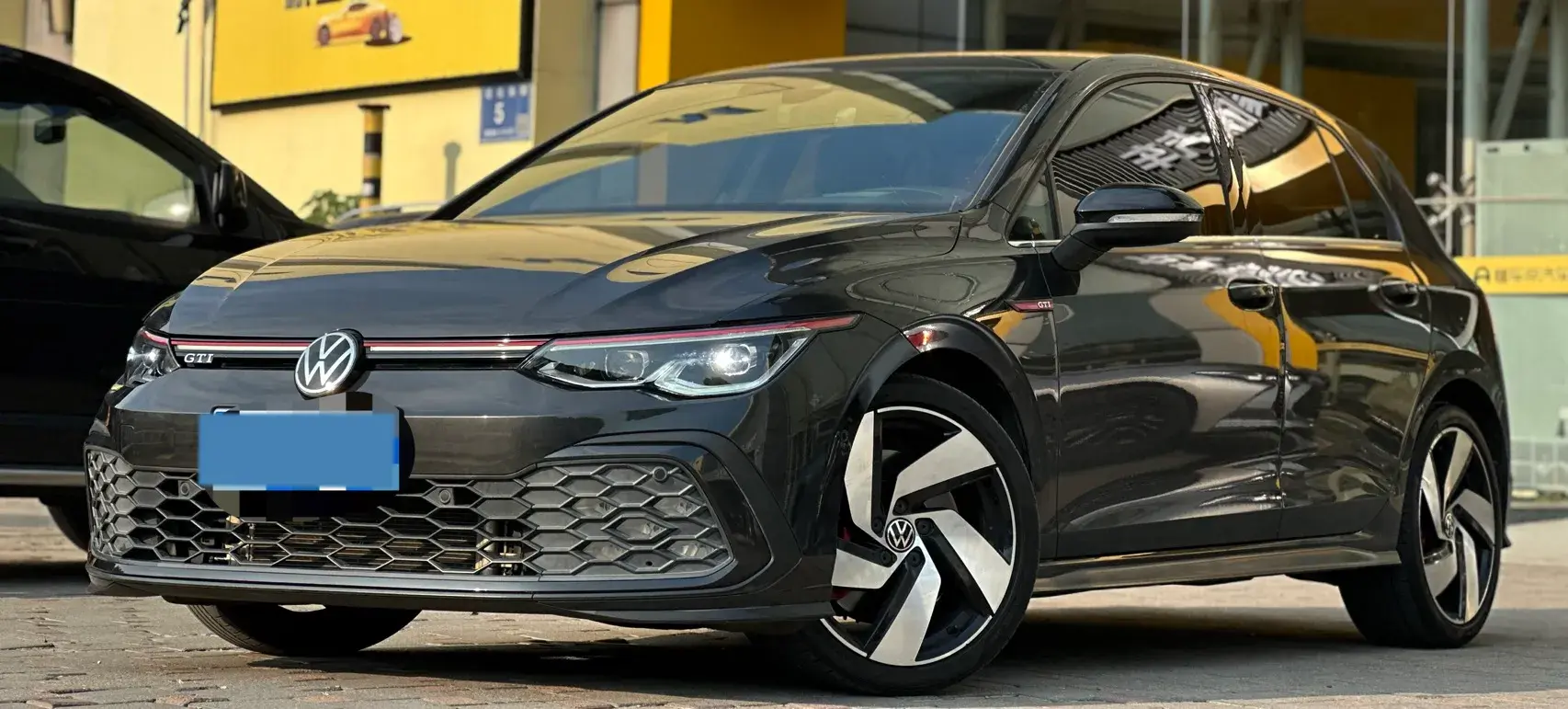 2021 Volkswagen GolfGTI 2.0T 220HP L4 7DCT