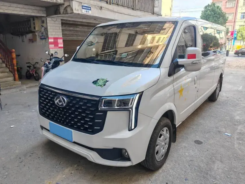 2024 MAXUS XinTu V80 2.0T 147HP L4 6MT