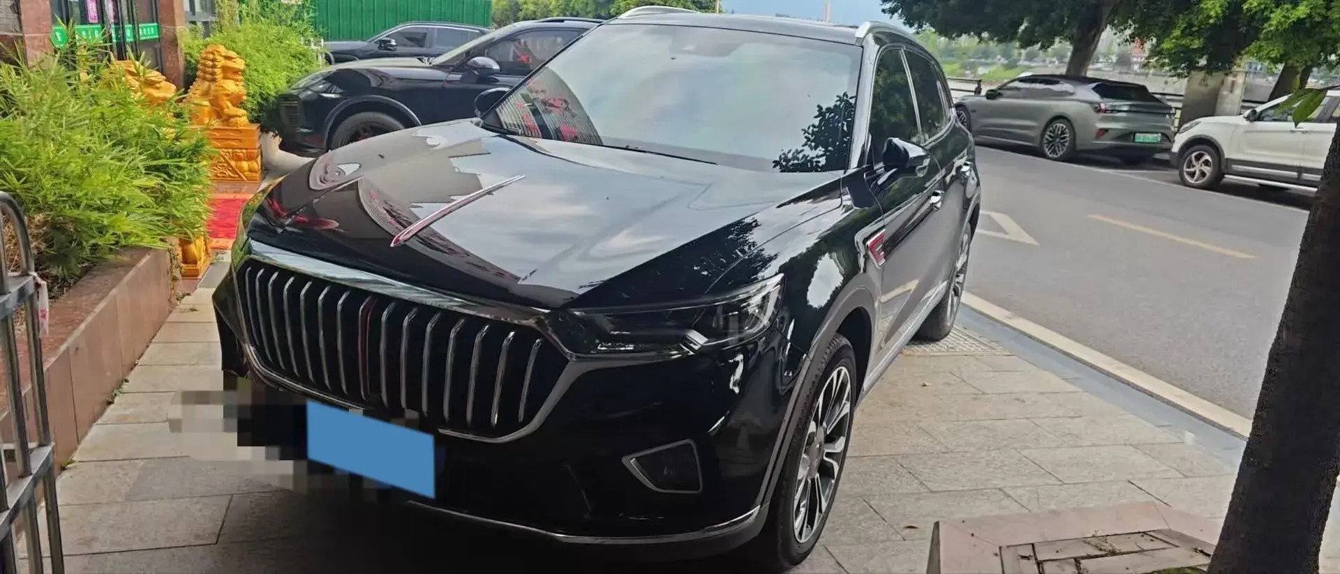 2022 HongQi HS5 2.0T 224HP L4 6AT