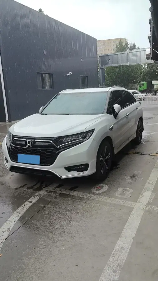 2020 Honda UR-V 2.0T 272HP L4 9AT