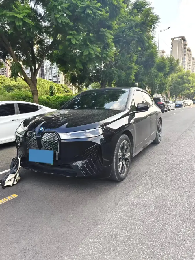 2022 BMW iX BEV 76.6KWH