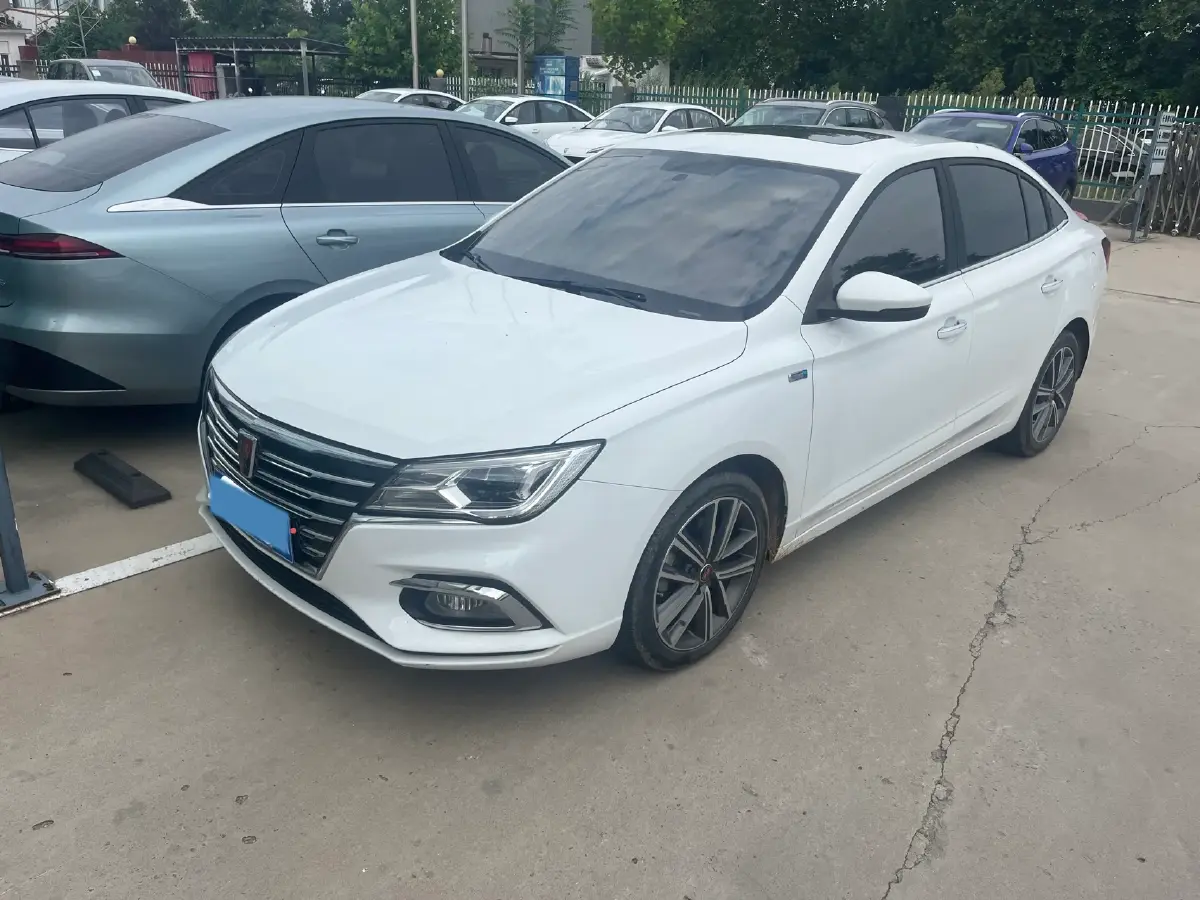 2019 Roewe i5 1.5T 169HP L4 7DCT