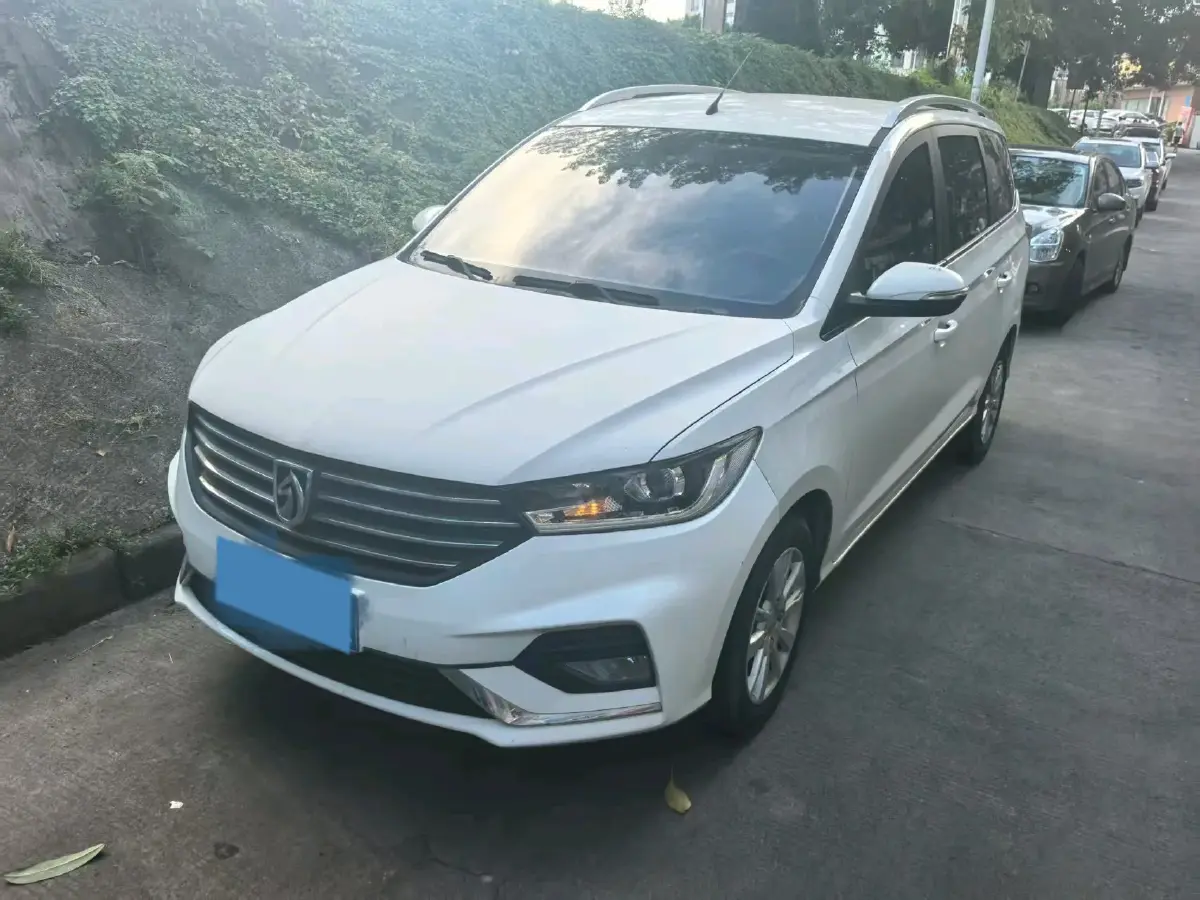 2021 BaoJun 360 1.5L 99HP L4 6MT