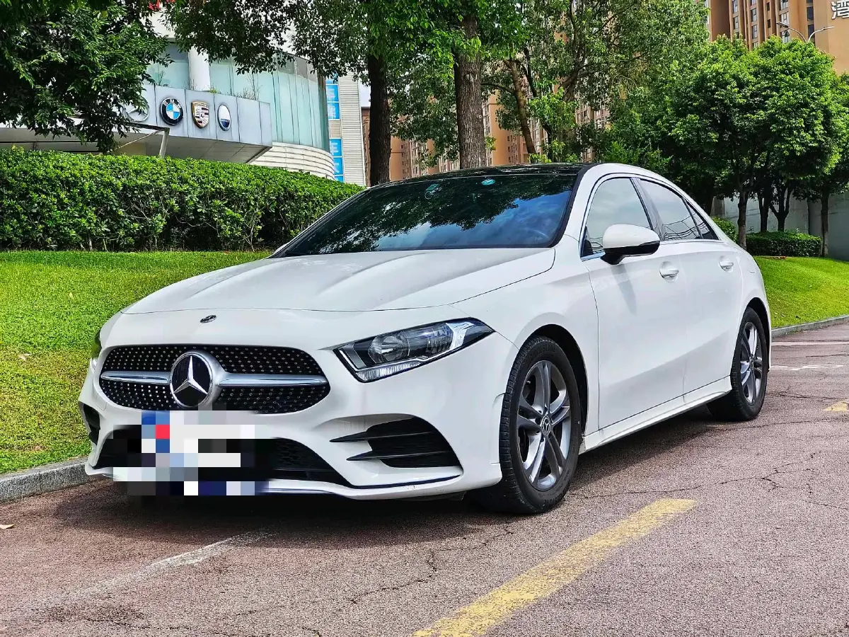 2021 Mercedes-Benz A Class 1.3T 136HP L4 7DCT
