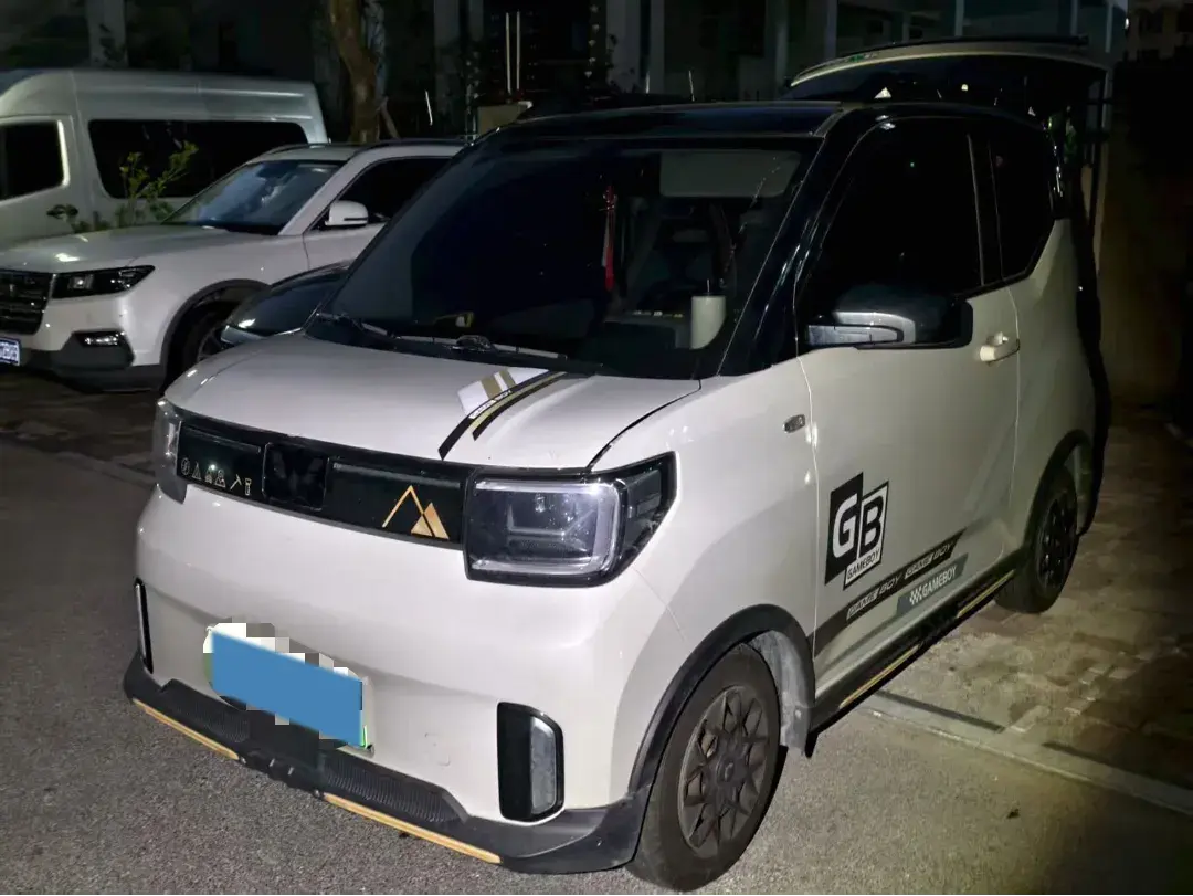2022 WuLing HongGuang MINI EV BEV 26.5KWH