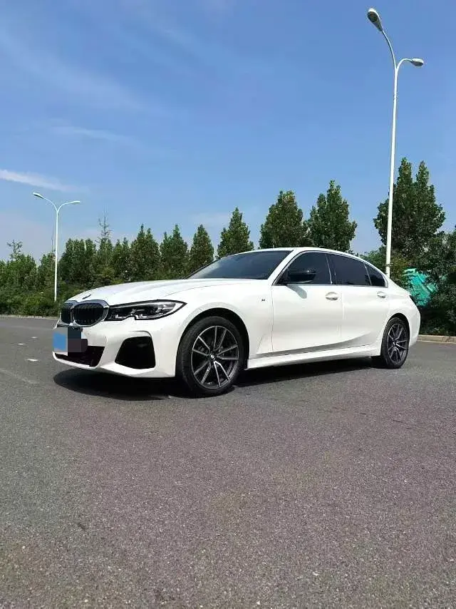 2022 BMW 3 Series 2.0T 156HP L4 8AT