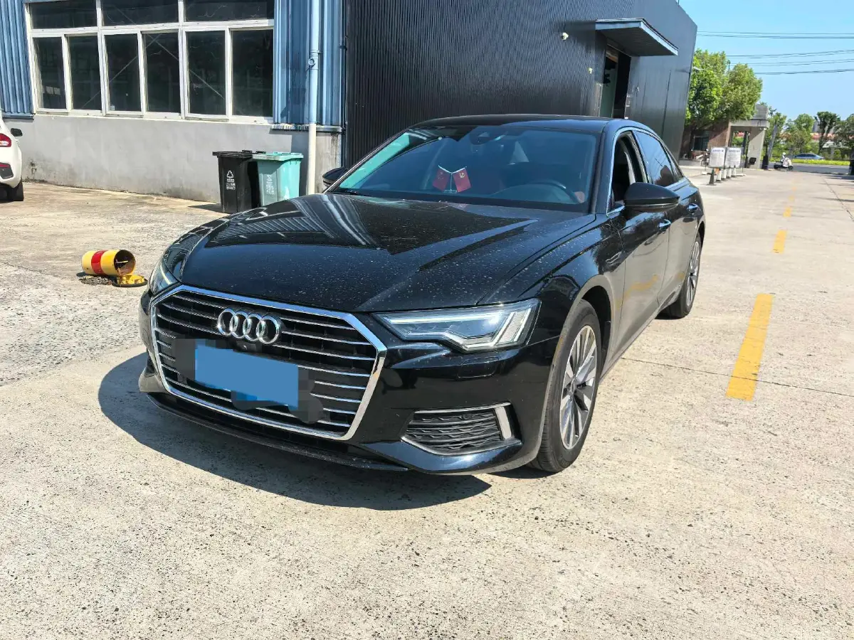 2022 Audi A6L 2.0T 224HP L4 7DCT