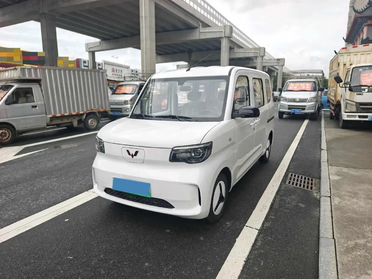 2025 WuLing ZhiGuang BEV