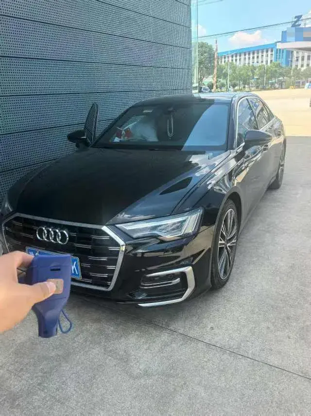 2023 Audi A6L 2.0T 190HP L4 7DCT
