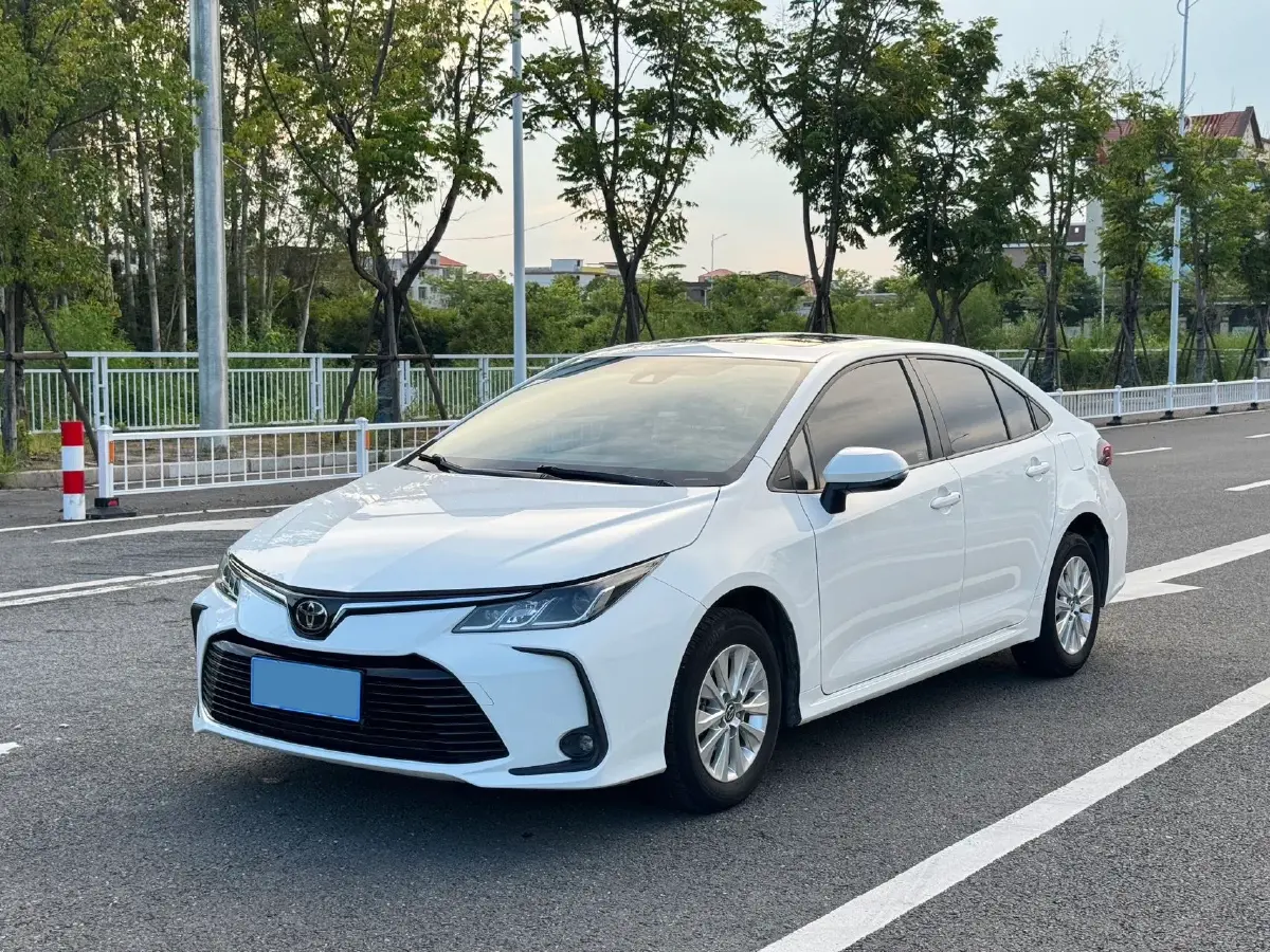 2019 Toyota Corolla 1.2T 116HP L4 CVT