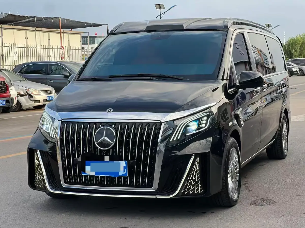 2023 Mercedes-Benz Vito 2.0T 211HP L4 9AT