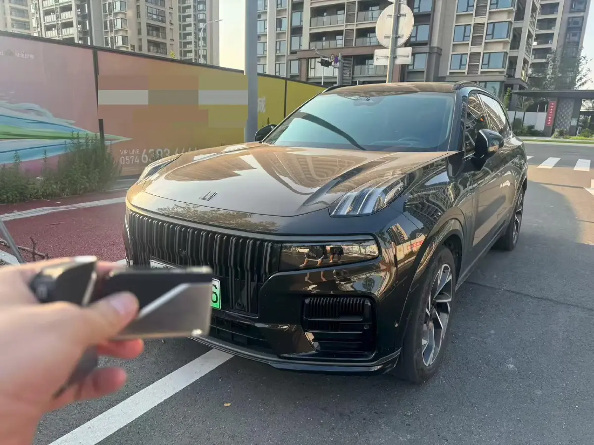 2021 LYNK&CO 09 EM-P 2.0T 254HP L4 8AT PHEV 18.83KWH