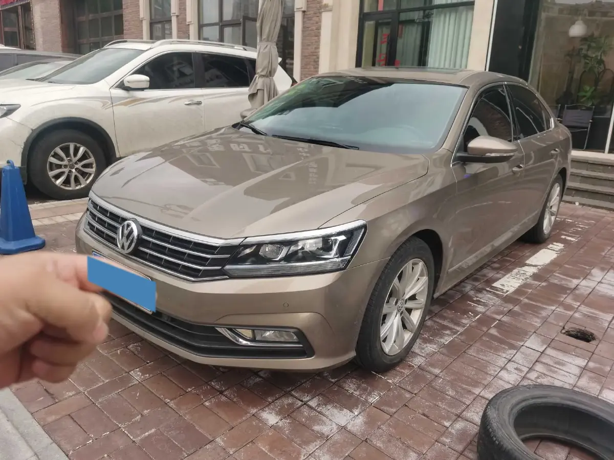2017 Volkswagen Passat 1.8T 180HP L4 7DCT