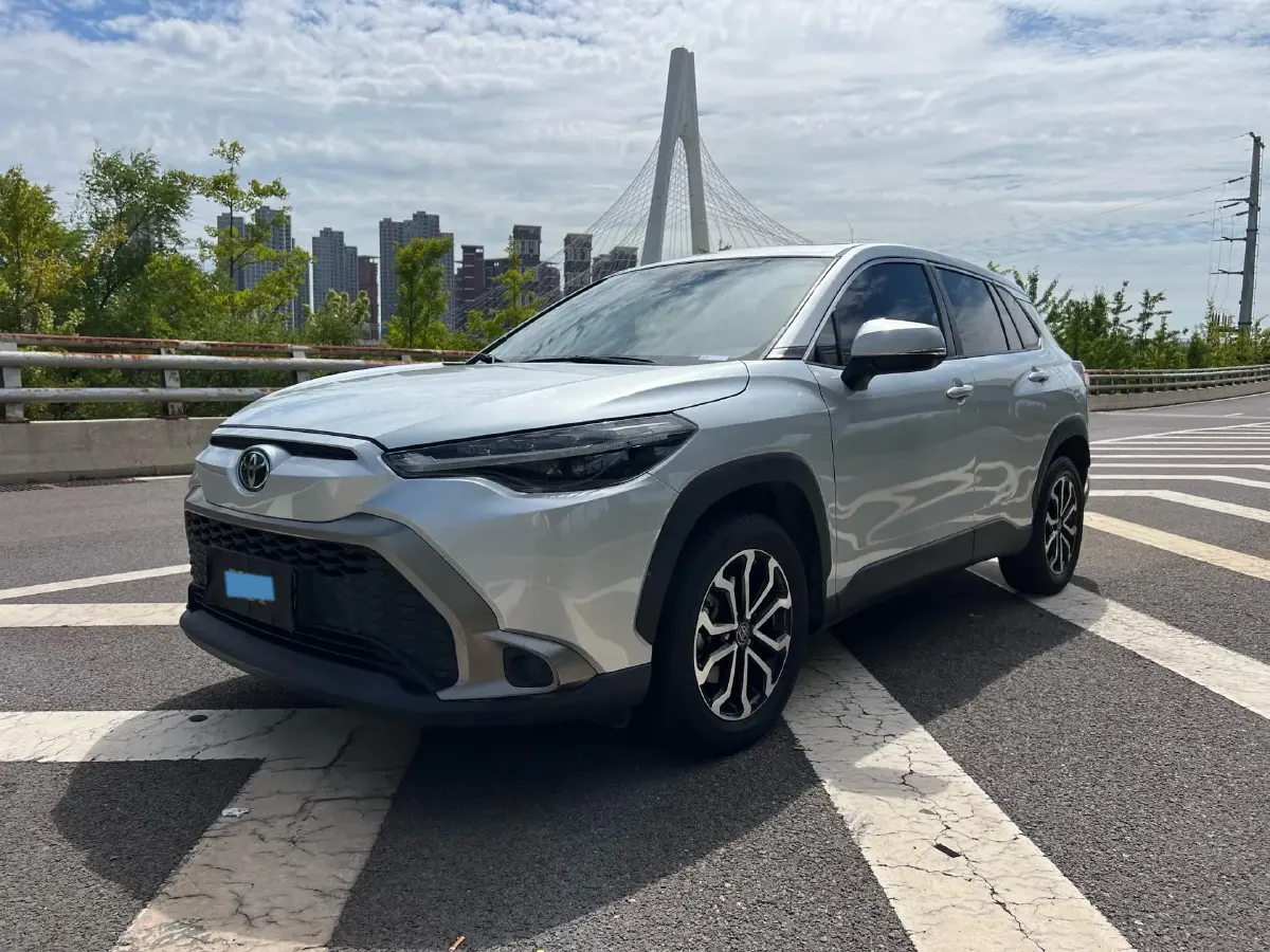 2022 Toyota Frontlander 2.0L 171HP L4 CVT