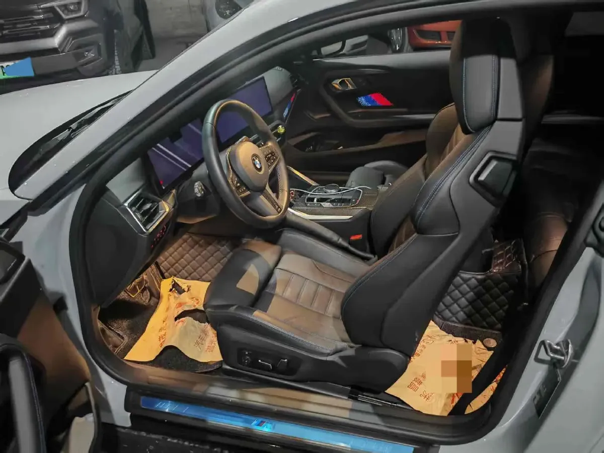 2023 BMW 3.0T 333HP L6 8AT,autocango,china used car exporter,china ev exporter,chinese used car exporter,chinese used ev exporter