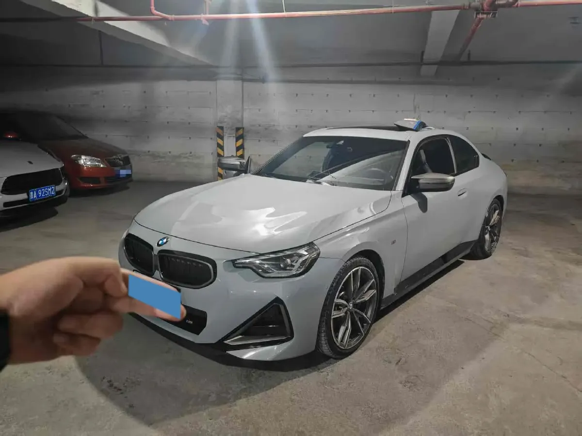 2023 BMW 3.0T 333HP L6 8AT,autocango,china used car exporter,china ev exporter,chinese used car exporter,chinese used ev exporter