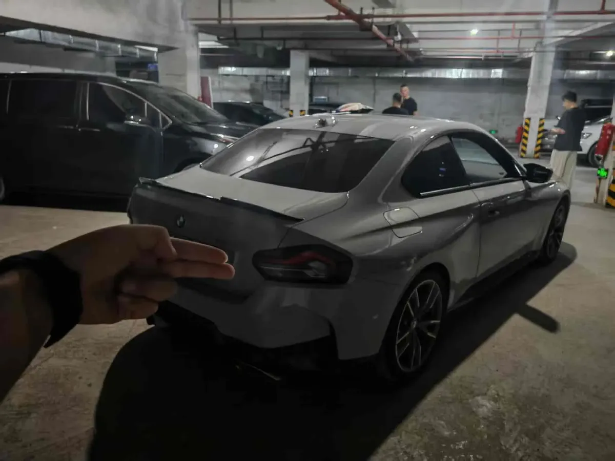 2023 BMW 3.0T 333HP L6 8AT,autocango,china used car exporter,china ev exporter,chinese used car exporter,chinese used ev exporter