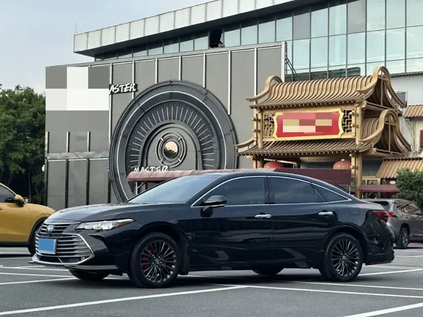 2019 Toyota Avalon 2.0L 178HP L4 CVT