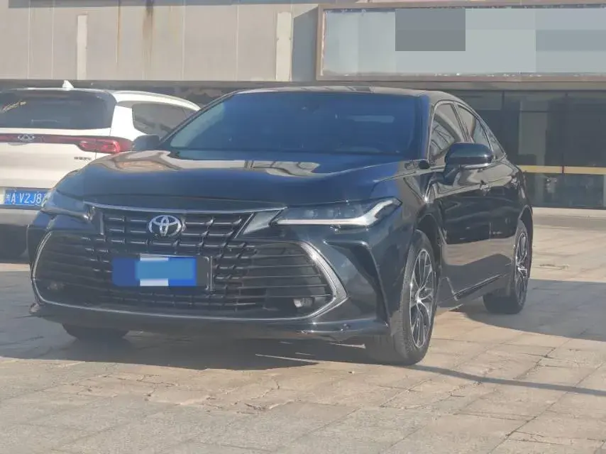 2022 Toyota Avalon 2.5L 209HP L4 8AT