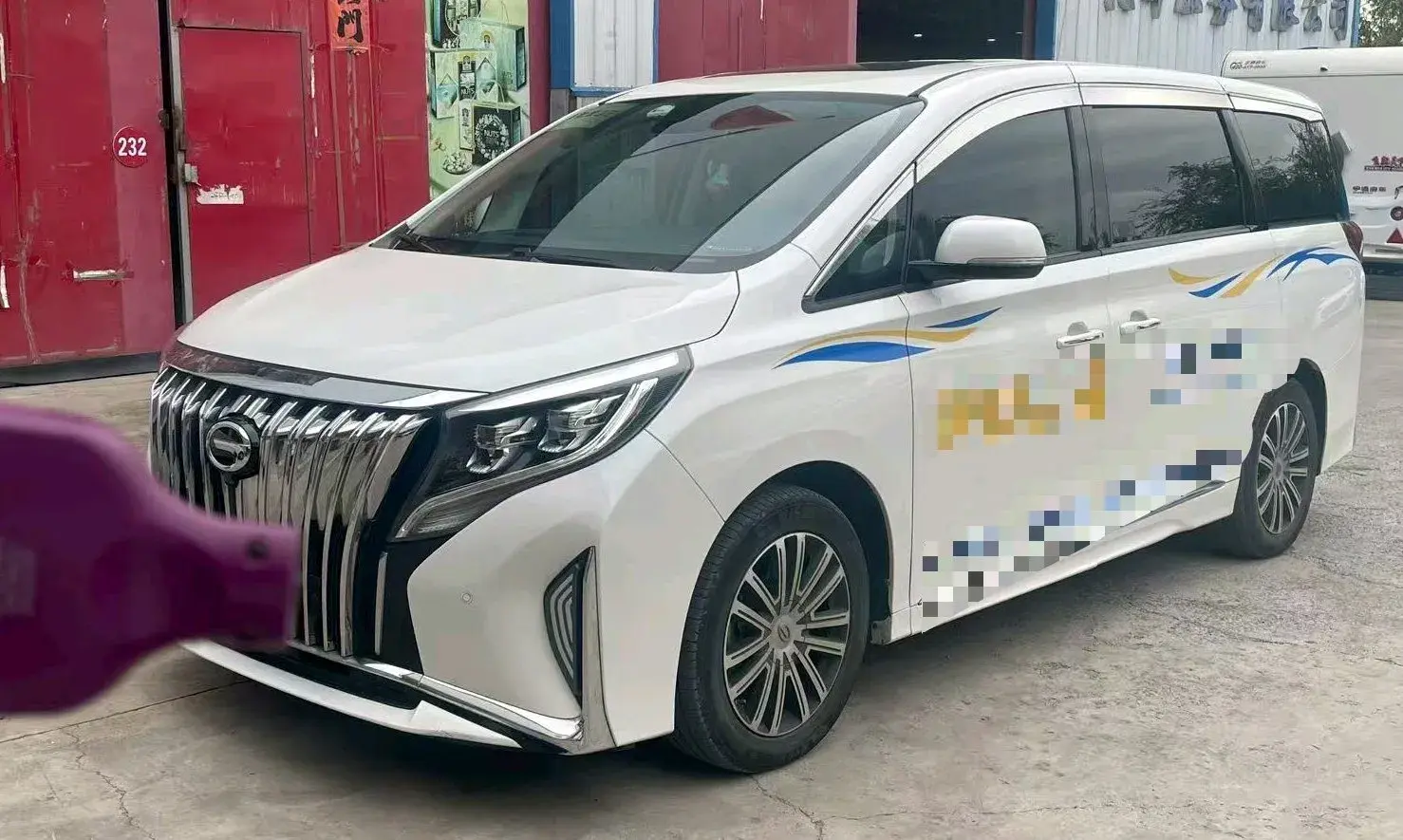 2021 GAC Trumpchi M8 2.0T 252HP L4 8AT