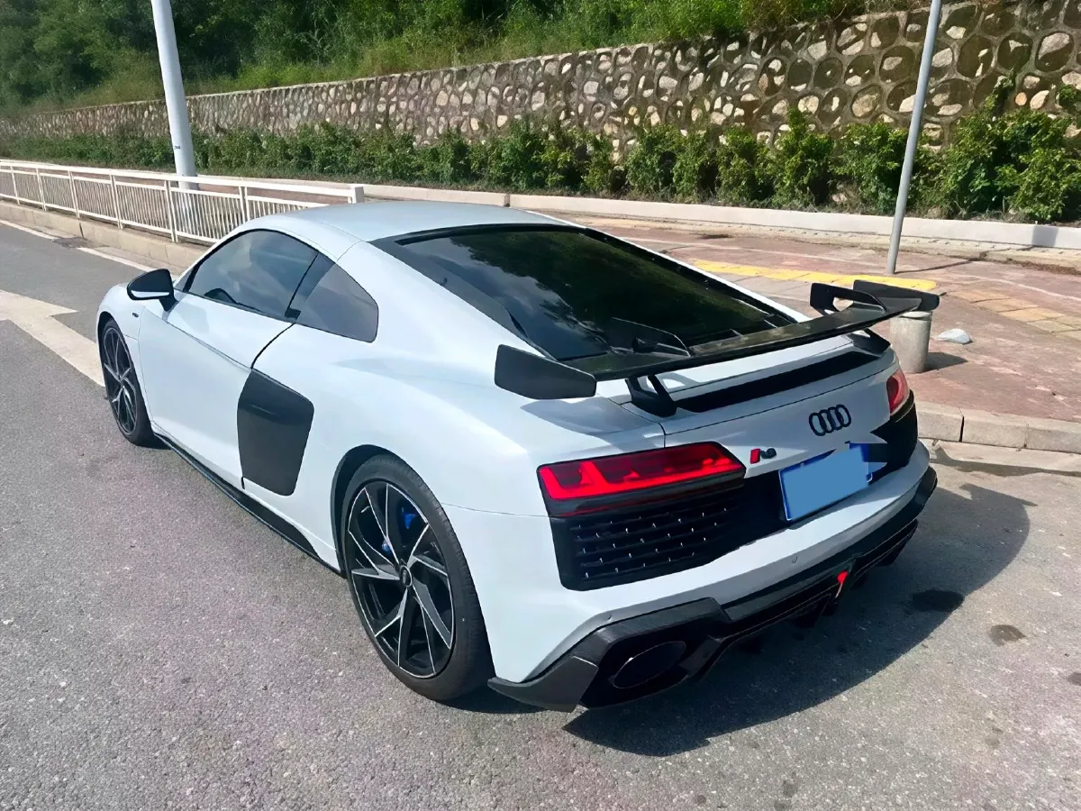 2021 Audi R8 5.2L 620HP V10 7DCT,autocango,china used car exporter,china ev exporter,chinese used car exporter,chinese used ev exporter