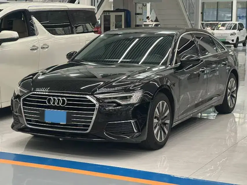 2021 Audi A6L 2.0T 190HP L4 7DCT