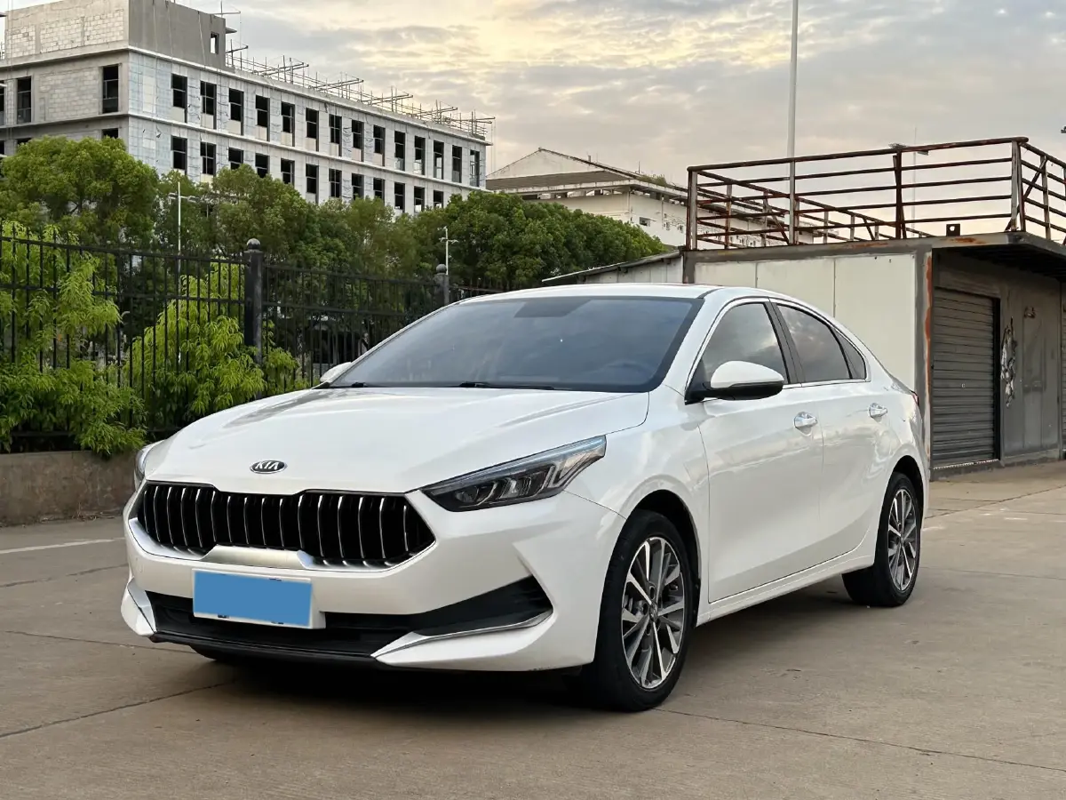 2021 Kia K3 1.5L 115HP L4 CVT