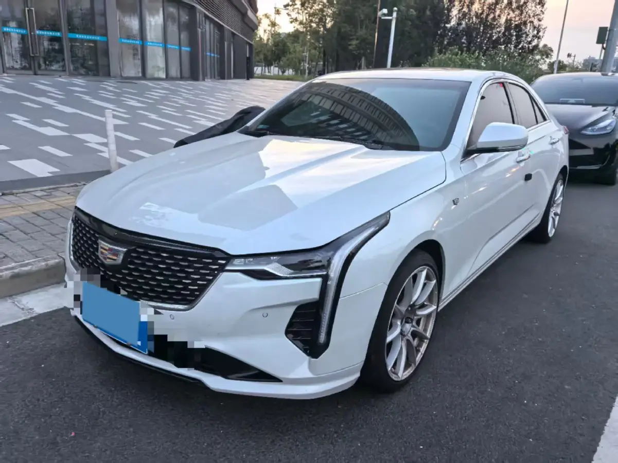 2023 Cadillac CT4 2.0T 237HP L4 8AT