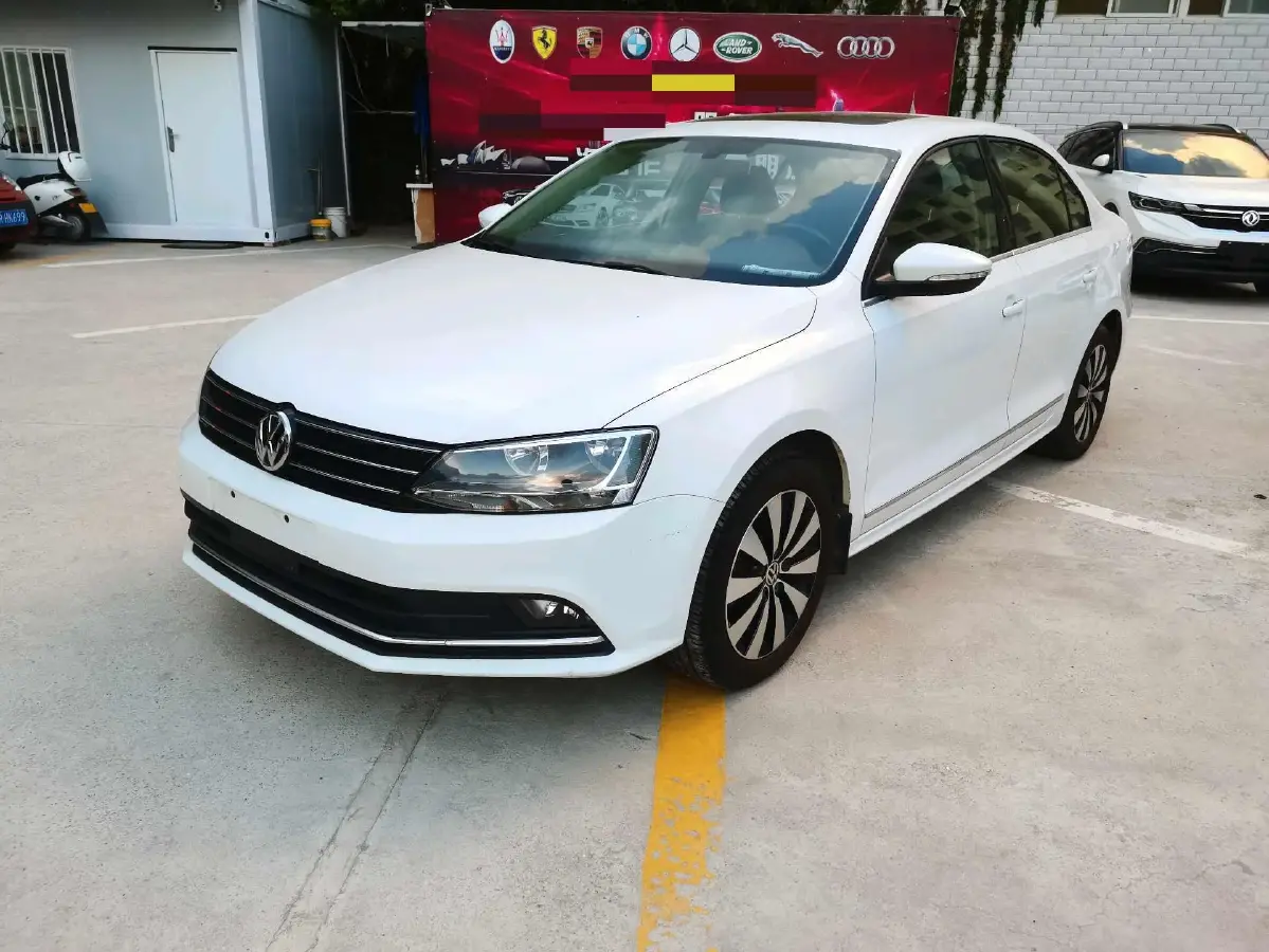 2018 Volkswagen Sagitar 1.6L 110HP L4 6AT