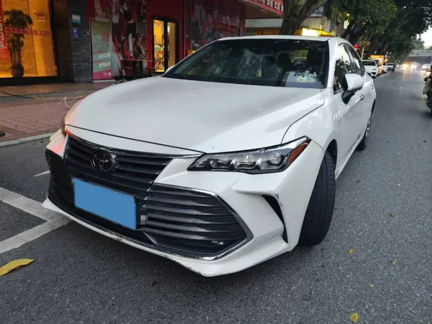 2019 Toyota Avalon 2.0L 178HP L4 CVT