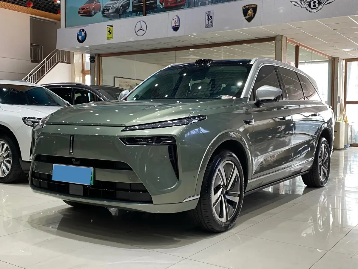 2025 WEY BlueMountain 1.5T 170HP L4 4DHT PHEV 44.5KWH