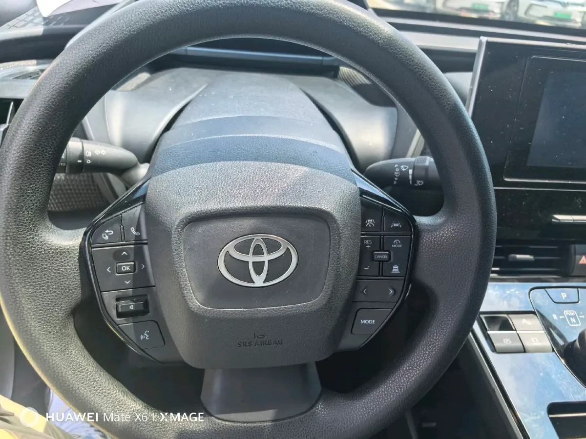 2022 Toyota bZ4X BEV 66.7KWH,autocango,china used car exporter,china ev exporter,chinese used car exporter,chinese used ev exporter