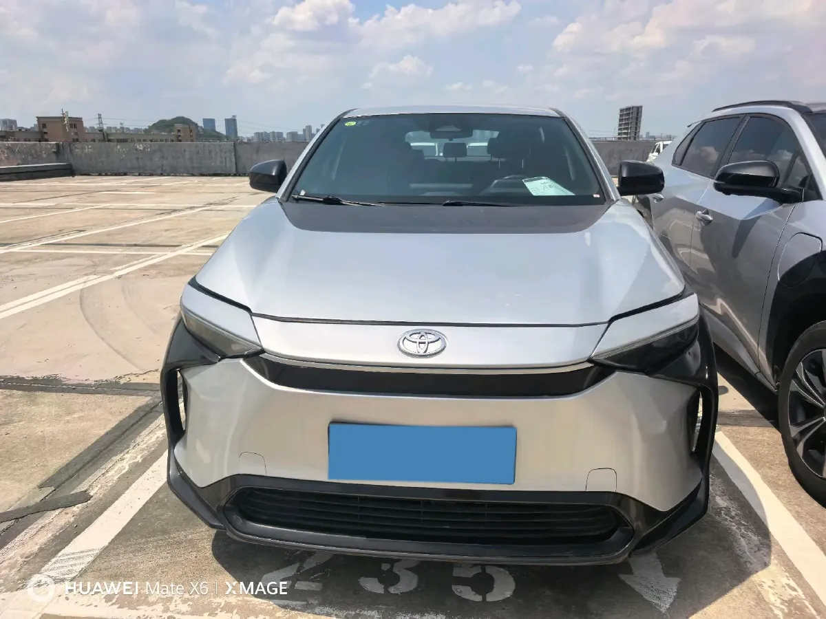 2022 Toyota bZ4X BEV 66.7KWH,autocango,china used car exporter,china ev exporter,chinese used car exporter,chinese used ev exporter