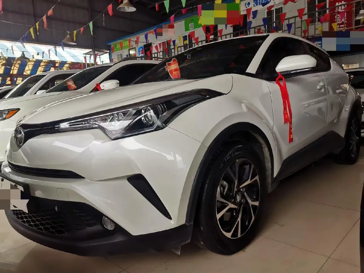 2018 Toyota C-HR 2.0L 171HP L4 CVT