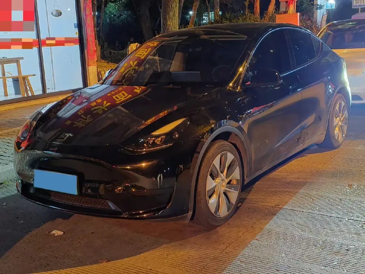 2022 Tesla Model Y BEV 60KWH