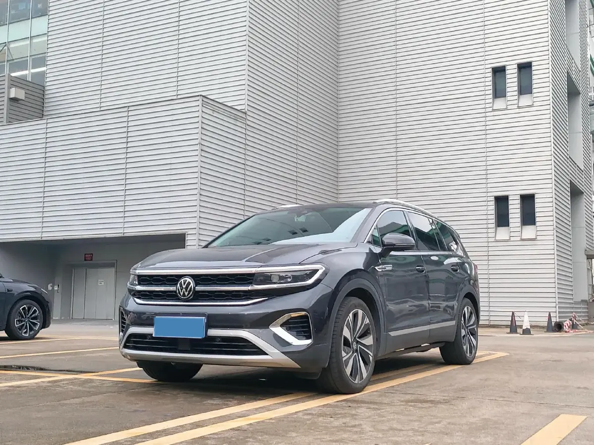 2021 Volkswagen Talagon 2.0T 186HP L4 7DCT