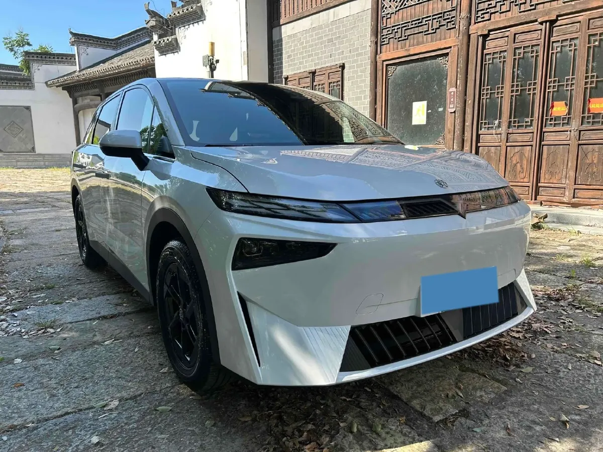 2024 Venucia VX6 BEV 53KWH,autocango,china used car exporter,china ev exporter,chinese used car exporter,chinese used ev exporter