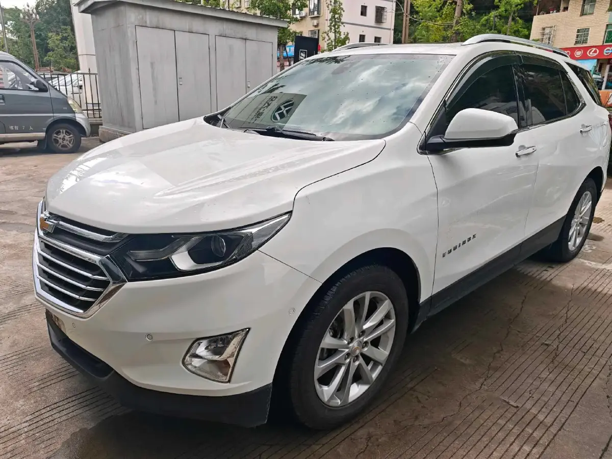 2018 Chevrolet Equinox 2.0T 260HP L4 9AT