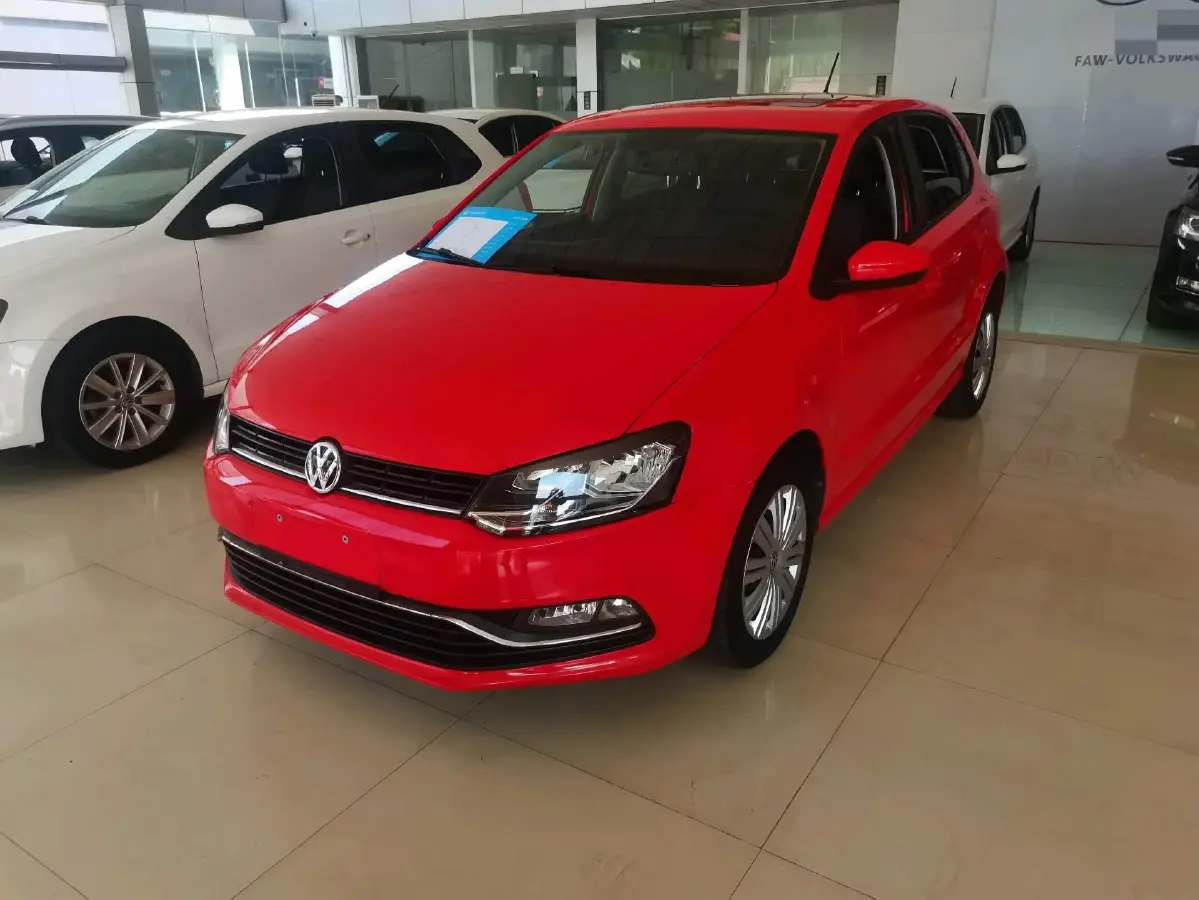 2016 Volkswagen Polo 1.6L 110HP L4 6AT