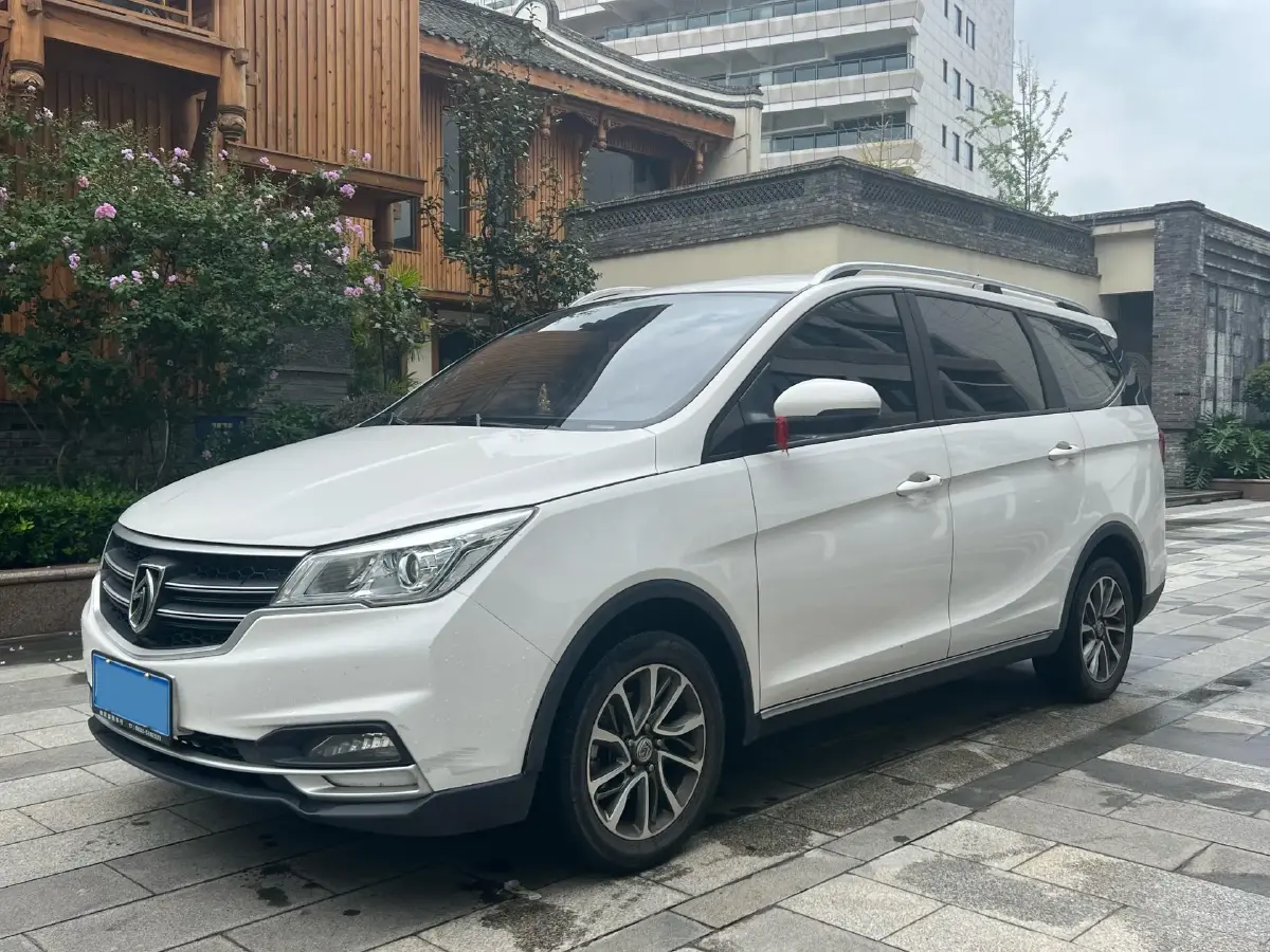 2019 BaoJun 730 1.5L 112HP L4 6MT