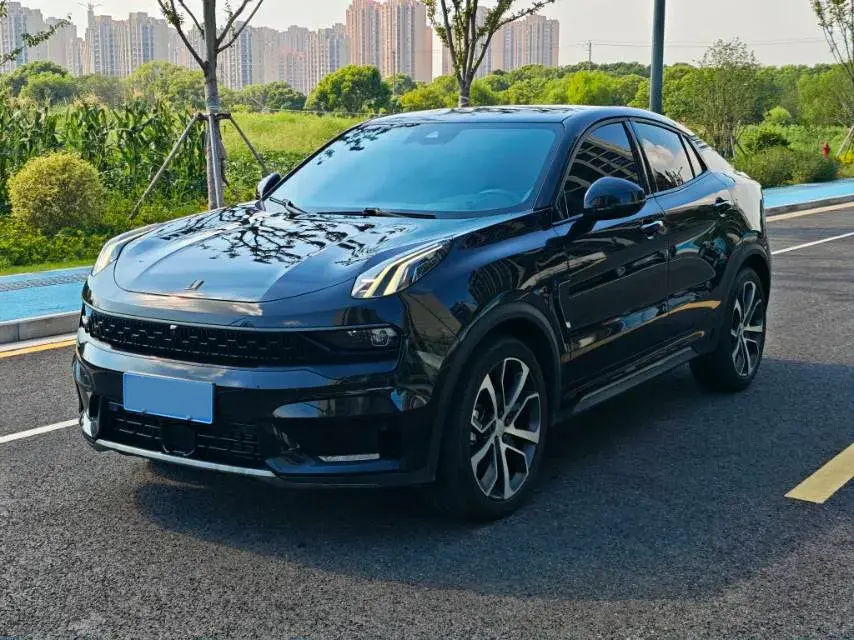 2022 LYNK&CO 05 2.0T 254HP L4 8AT