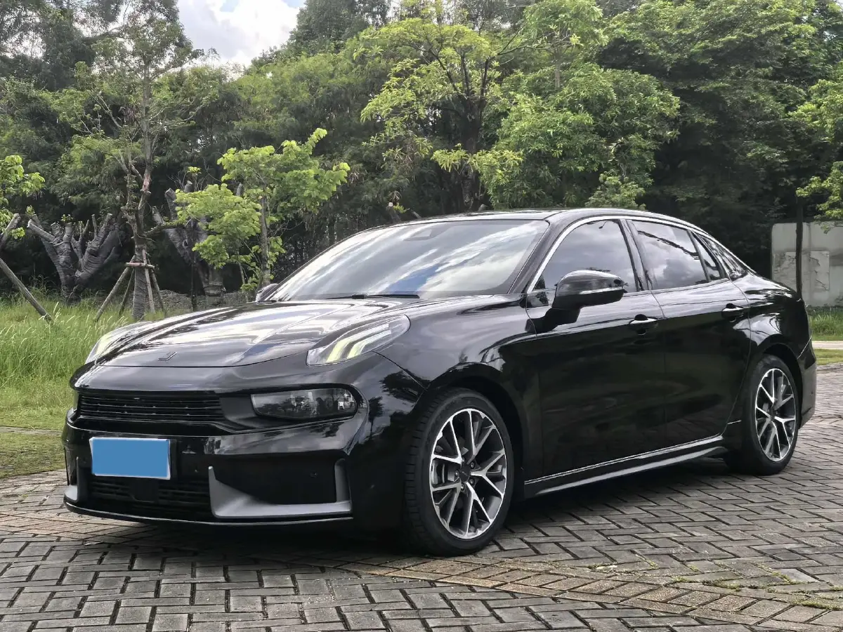 2022 LYNK&CO 03 2.0T 190HP L4 7DCT