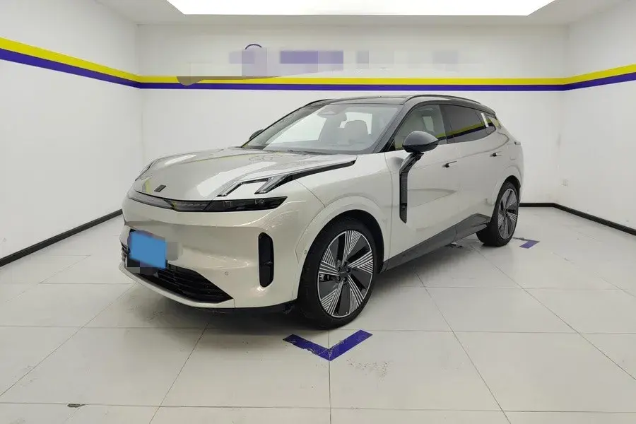 2023 LYNK&CO 08 EM-P 1.5T 163HP L4 3DHT PHEV 39.8KWH