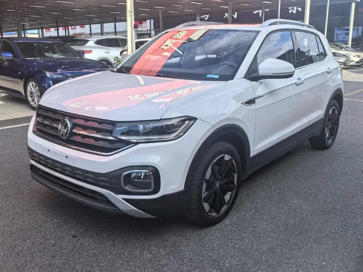 2021 Volkswagen Tacqua 1.2T 116HP L4 7DCT