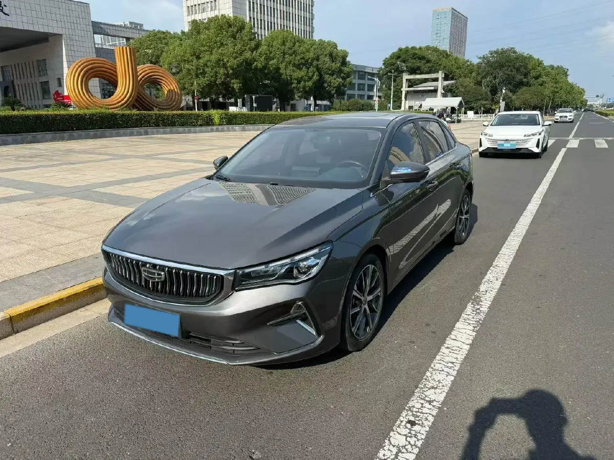 2022 Geely Emgrand L 1.4T 141HP L4 CVT