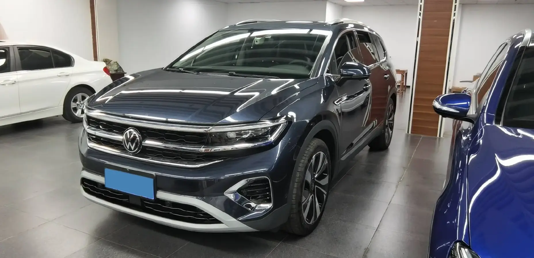 2023 Volkswagen Talagon 2.0T 220HP L4 7DCT