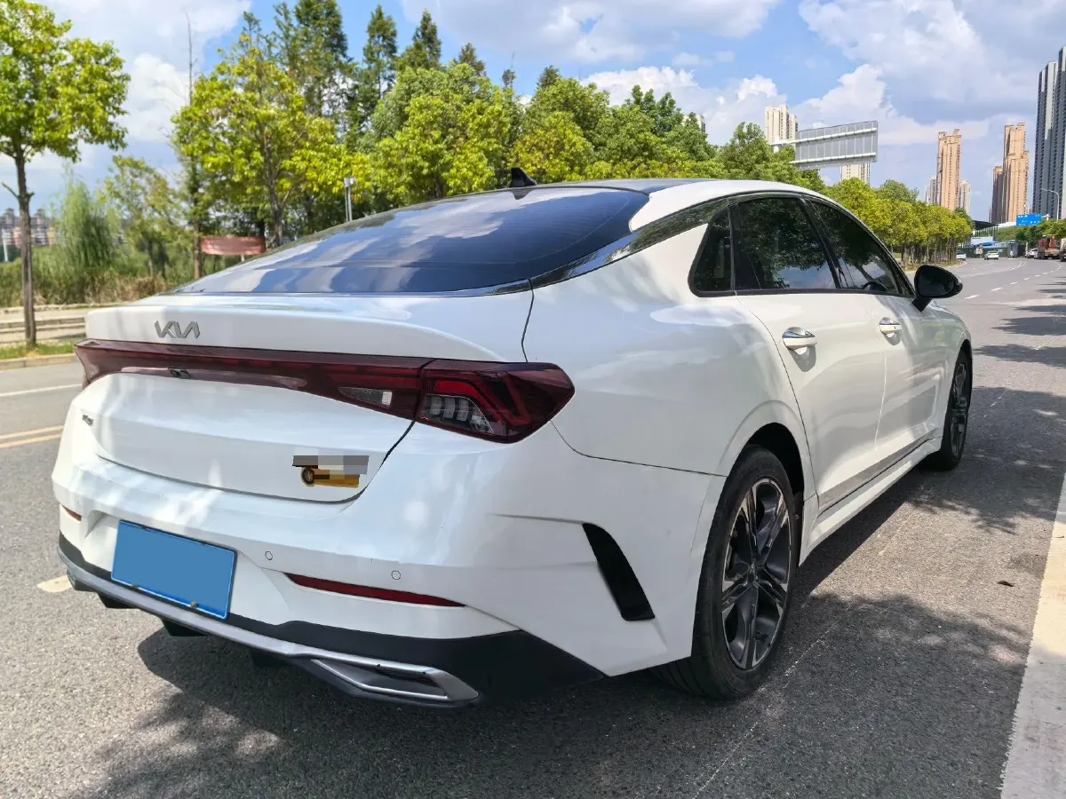 2021 Kia K5 1.5T 170HP L4 7DCT,autocango,china used car exporter,china ev exporter,chinese used car exporter,chinese used ev exporter